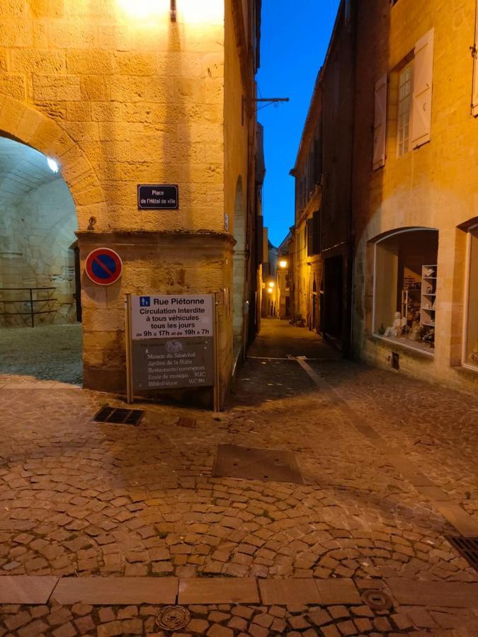 Maison De Caractere Au Coeur De La Cite Medievale De Gourdon Eksteriør billede